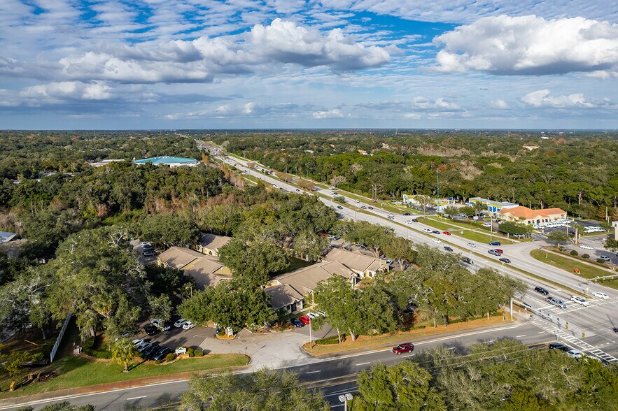 More Photos Of 1700 McMullen Booth Rd, Clearwater Unknown For Lease