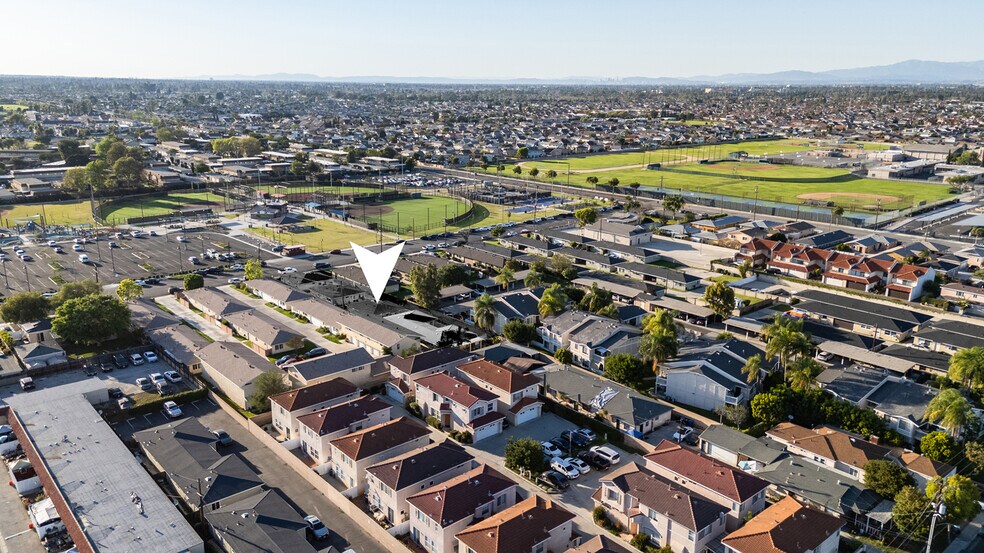 More Photos Of 8620-8624 Watson St, Cypress Apartments For Sale