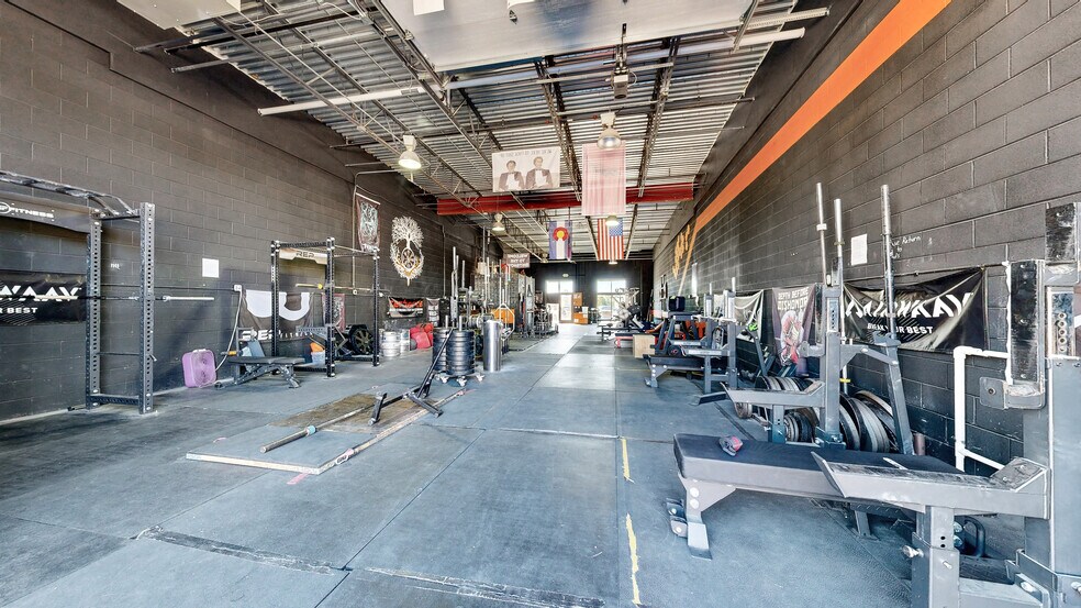 More Photos Of 943-965 E 11th St, Loveland Warehouse For Sale