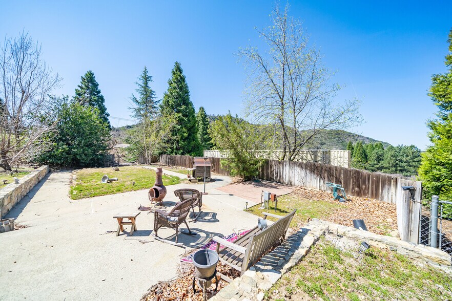 More Photos Of 11550 Raspberry Ln, Oak Glen Specialty For Sale