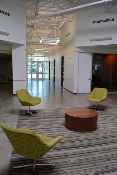 More Photos Of 12708 Riata Vista Cir, Austin Office For Lease