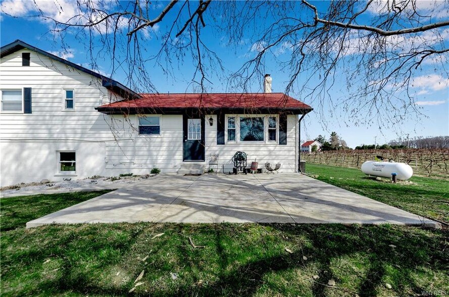 More Photos Of 10661 W Lake Rd, Ripley Winery Vineyard For Sale