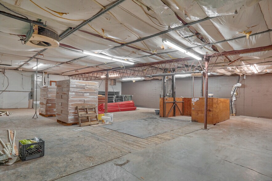 More Photos Of 11966 State Hwy 13, Kimberling City General Retail For Sale