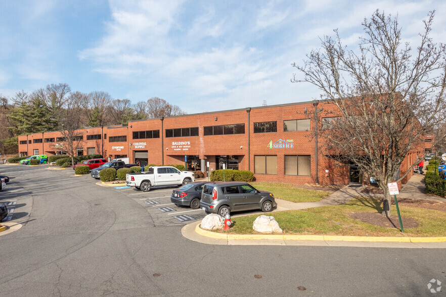 Primary Photo Of 7001 Newington Rd, Lorton Unknown For Lease