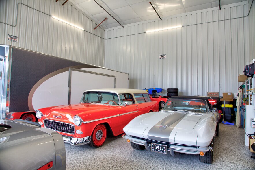 More Photos Of 2364 Industrial Ln, Broomfield Warehouse For Sale