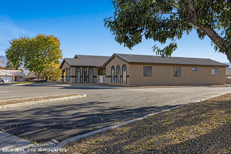 More Photos Of 320 E Old Mill Rd, Mesquite Office For Sale