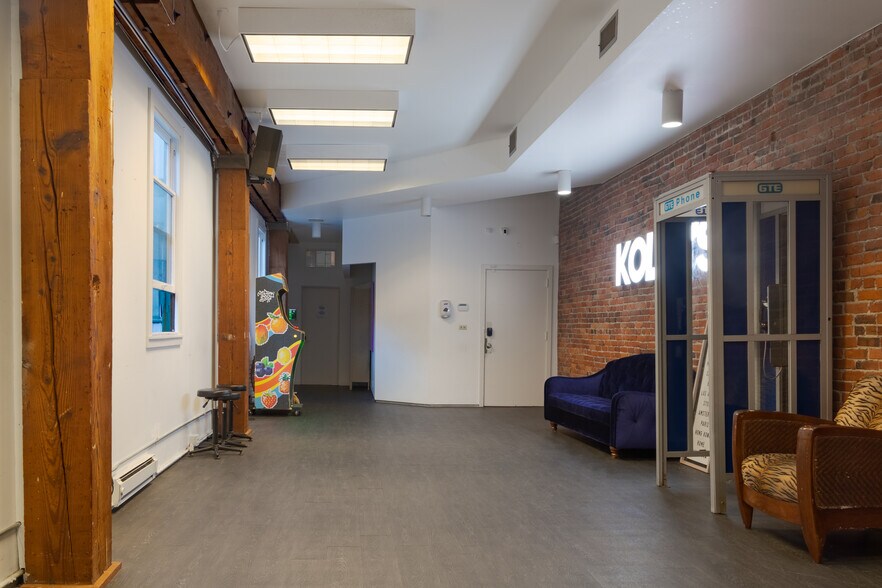 More Photos Of 313 1st Ave S, Seattle Office For Sale