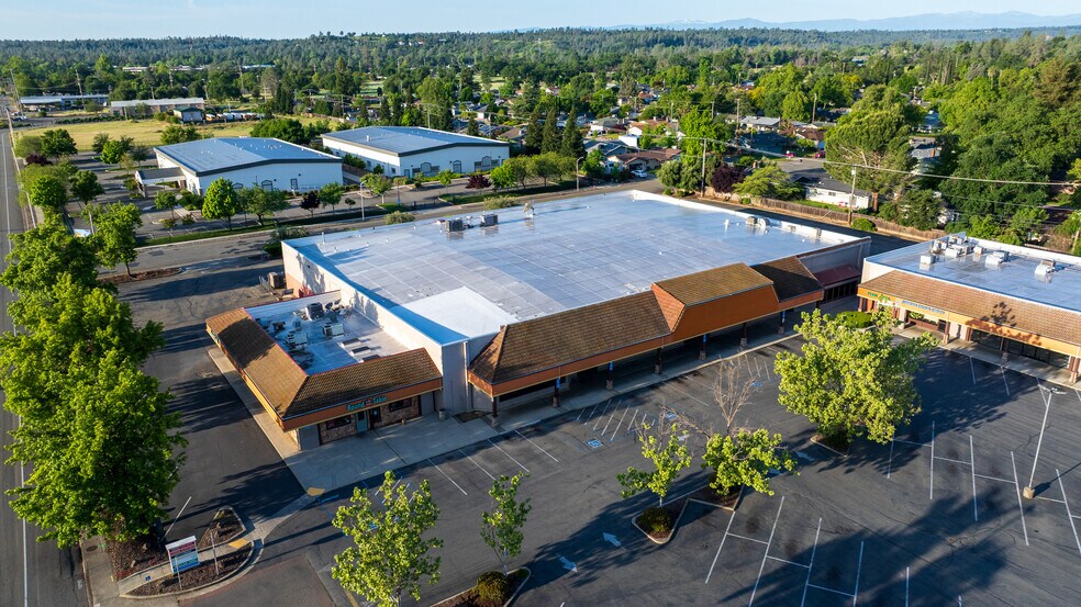 More Photos Of 6392-6512 Westside Rd, Redding Unknown For Lease