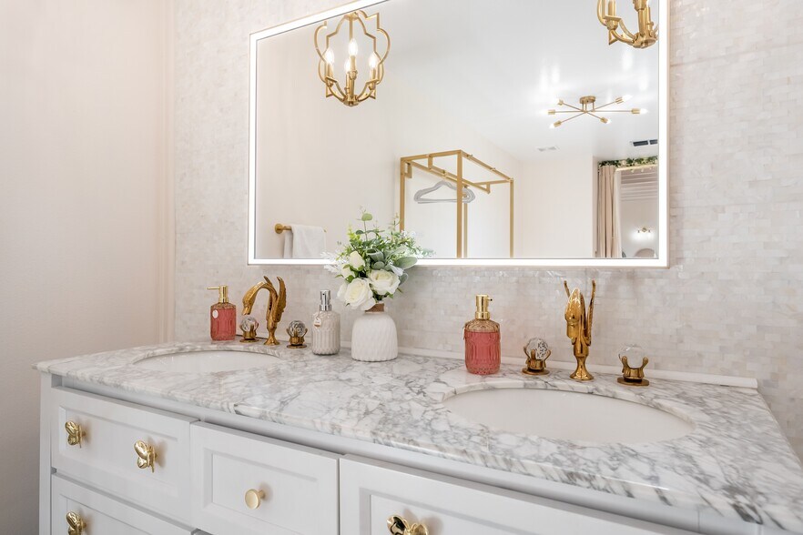 More Photos Of 980 County Road 1705, Jacksonville Lodge Meeting Hall For Sale