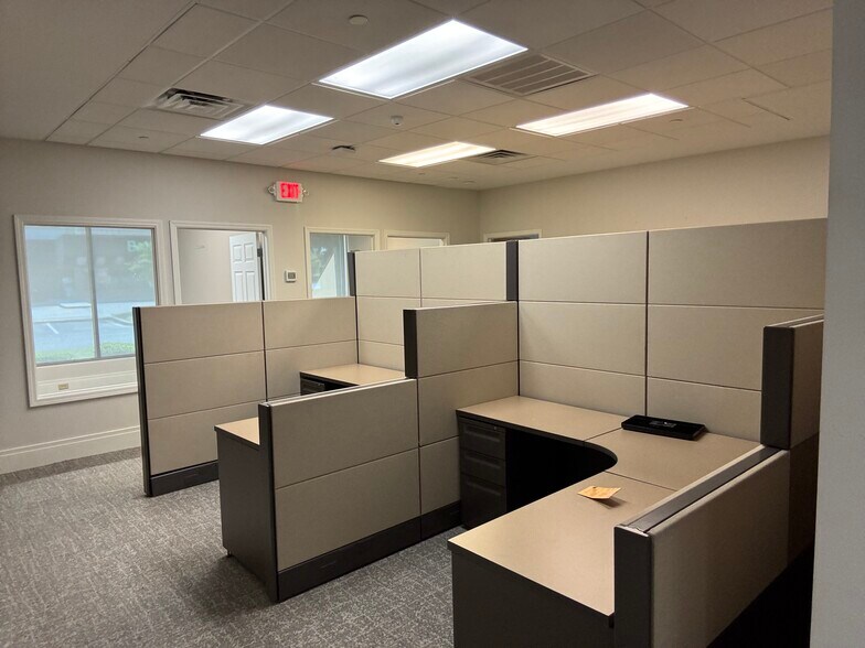 More Photos Of 7150 Hodgson Memorial Dr, Savannah Medical For Lease