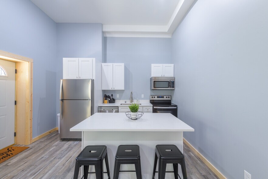 More Photos Of 26370 County 7 Blvd, Welch Apartments For Sale