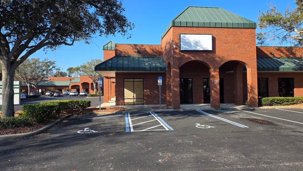 More Photos Of 1440 N Nova Rd, Daytona Beach Unknown For Lease