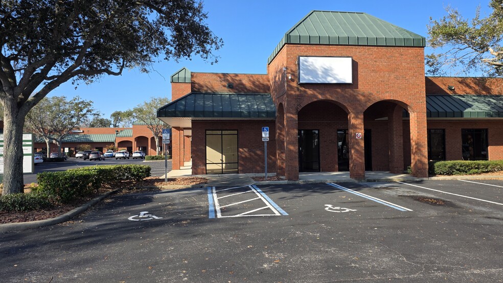 More Photos Of 1440 N Nova Rd, Daytona Beach Unknown For Lease