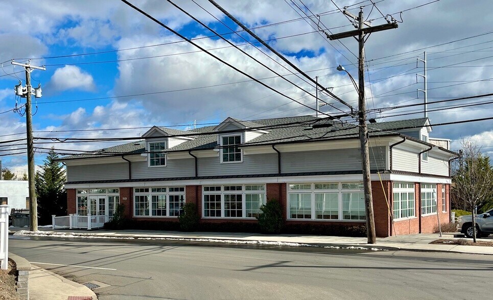 Primary Photo Of 1501 Kings Hwy E, Fairfield Office For Lease