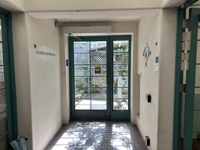 More Photos Of 1934 Park Blvd, Oakland Office For Sale