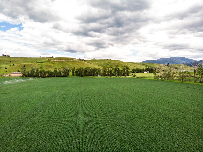 More Photos Of TBD De Rham Valley Drive, Gallatin Gateway Land For Sale