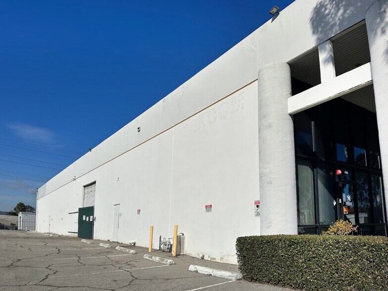 More Photos Of 1315 S Johnson Dr, City of Industry Warehouse For Lease