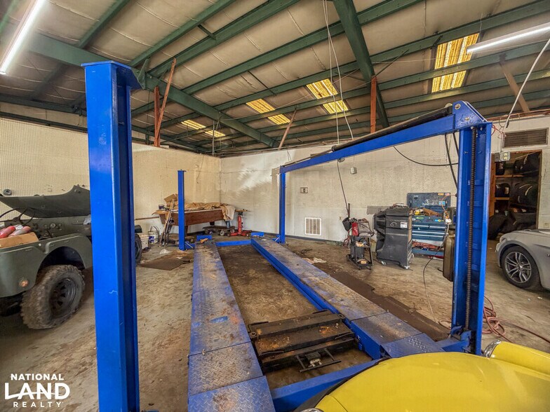 More Photos Of SR-5 S, Marion General Retail For Sale