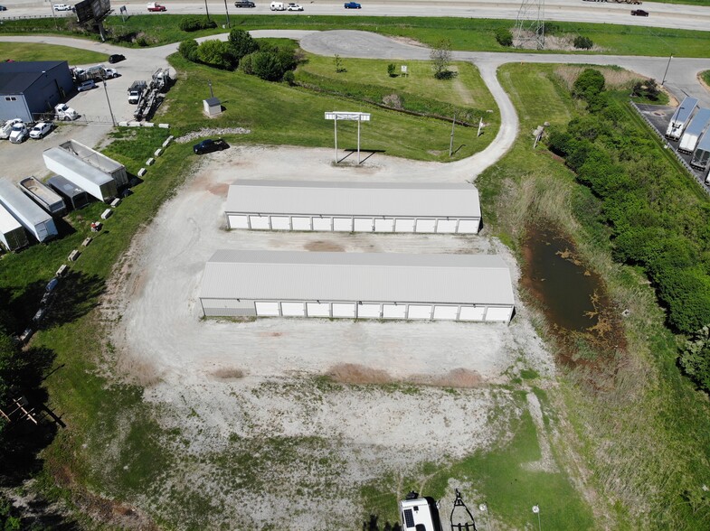More Photos Of 2285 Northern Rd, Neenah Self Storage For Sale