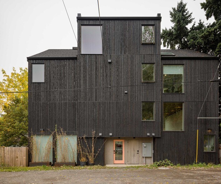 More Photos Of 3824 N Vancouver Ave, Portland Loft Creative Space For Lease