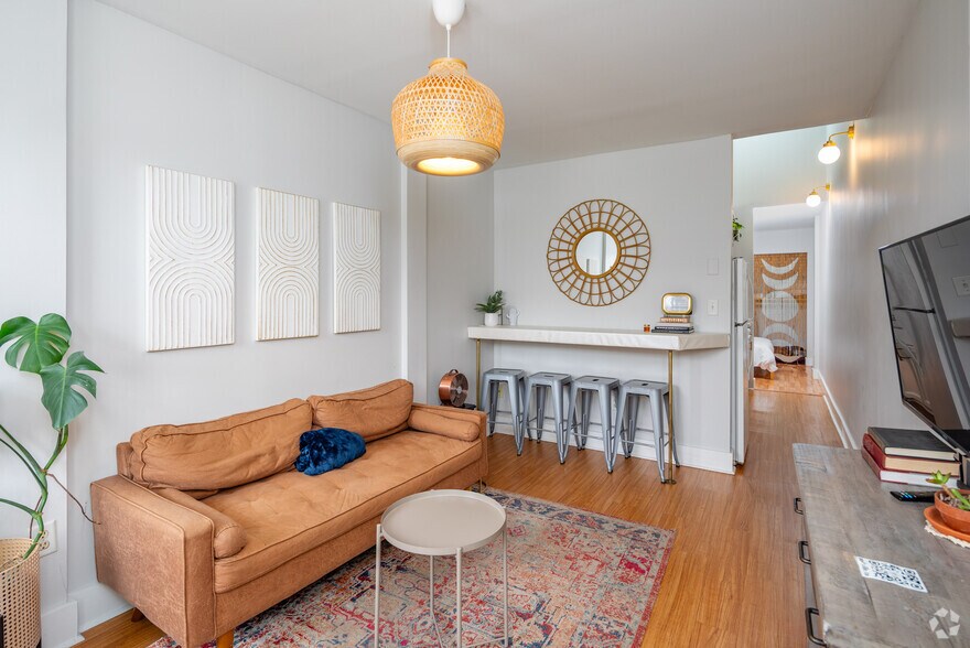 More Photos Of 415 Humphreys St, Nashville Apartments For Sale