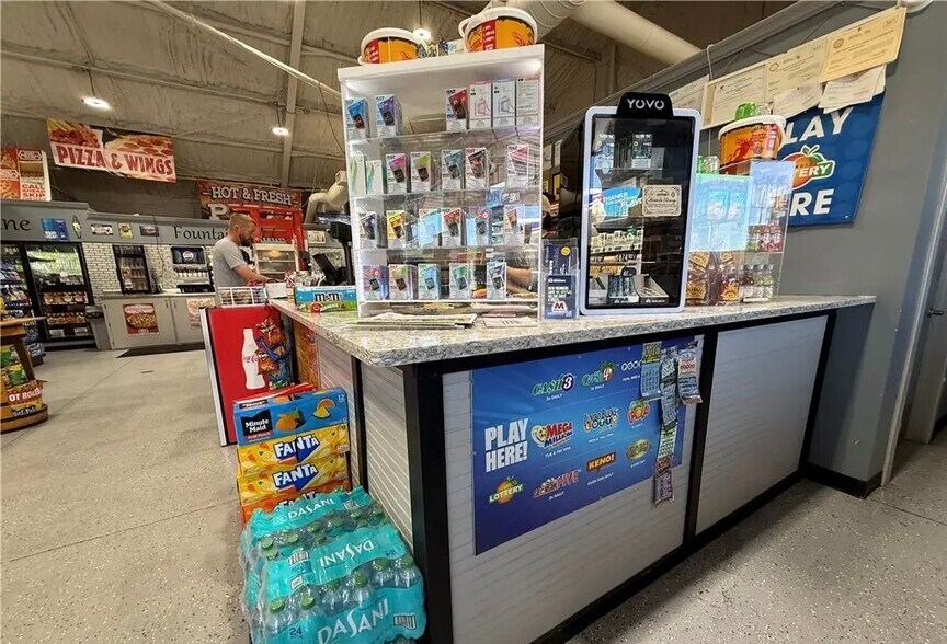 More Photos Of 6134 Elim Church Rd NE, Ludowici Service Station For Sale