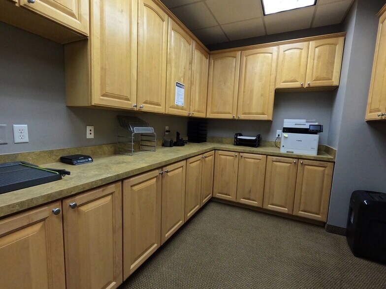 More Photos Of 6570 Naaman Forest Blvd, Garland Coworking Space