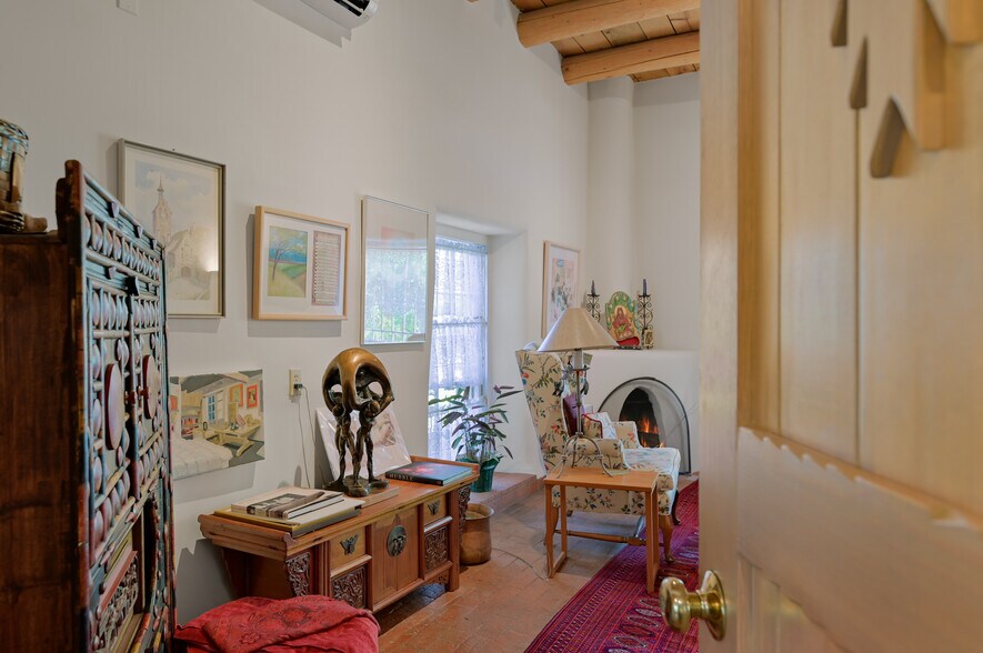 More Photos Of 200 W De Vargas St, Santa Fe Office For Sale