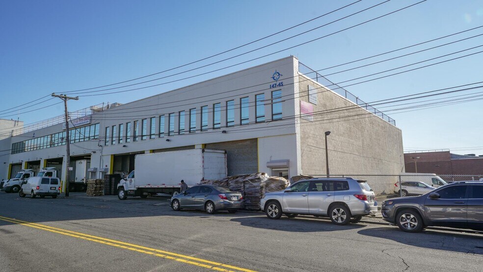 More Photos Of 147-45 Farmers Blvd, Jamaica Warehouse For Lease