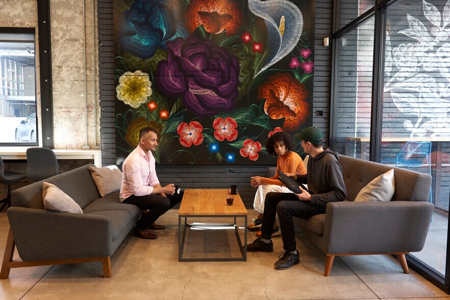 More Photos Of 1528 Webster St, Oakland Coworking Space