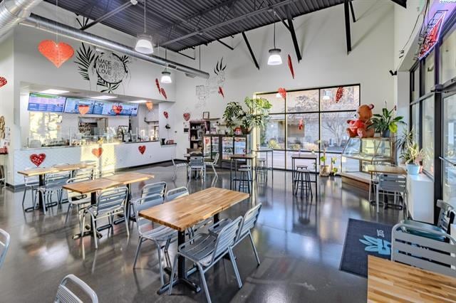 More Photos Of 1080 George Washington Way, Richland Restaurant For Sale