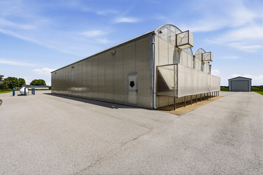 More Photos Of 4395 Witt rd, Franklin Manufacturing For Sale
