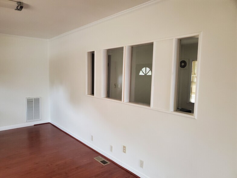 More Photos Of 726 Windy Hill Rd, Smyrna Loft Creative Space For Lease