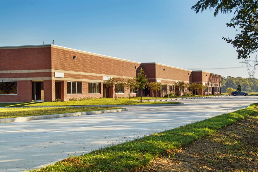 More Photos Of 8184 Hwy 44, Gonzales Research And Development For Lease