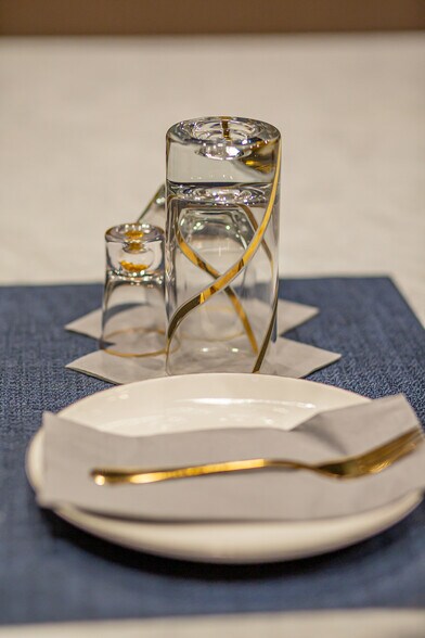 More Photos Of 3211 Beverly Blvd, Los Angeles Bar For Sale