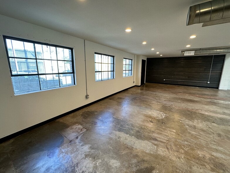 More Photos Of 4116 W Jefferson Blvd, Los Angeles Industrial For Lease
