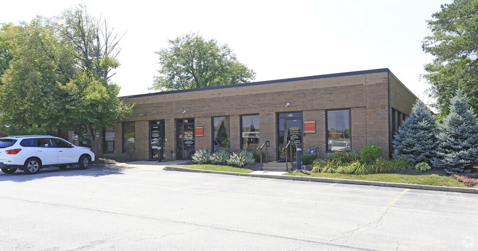 More Photos Of 4260 Westbrook Dr, Aurora Loft Creative Space For Lease