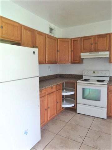 More Photos Of 765 S Main St, Belle Glade Office Residential For Lease