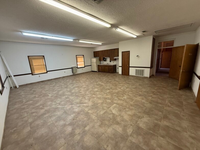 More Photos Of 702 E Church St, Atmore Specialty For Sale