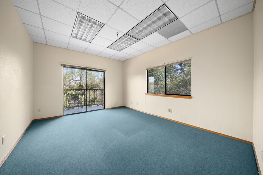 More Photos Of 5805 Capistrano Ave, Atascadero Office For Lease