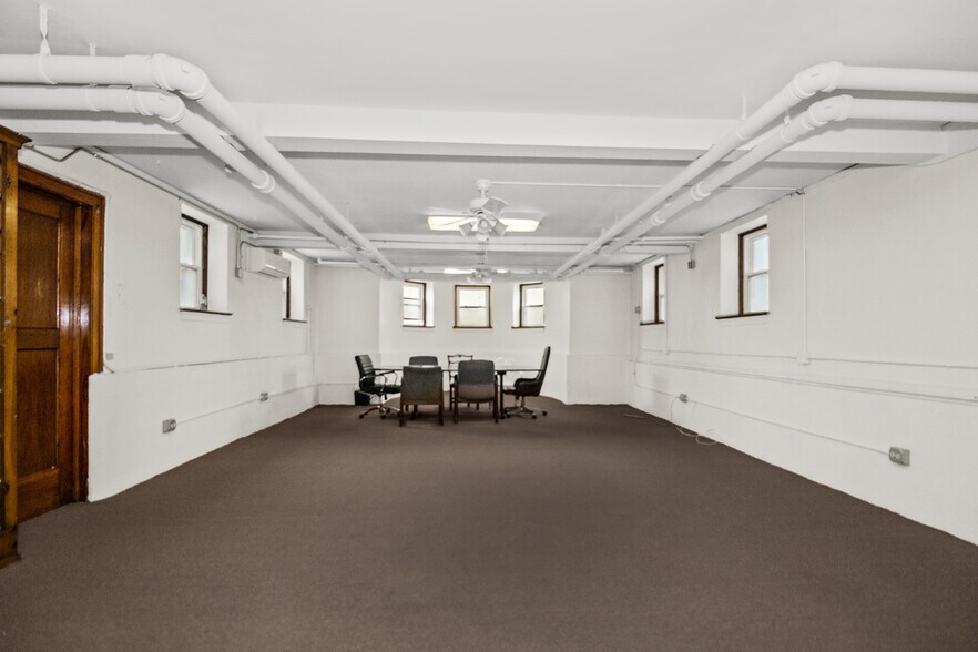 More Photos Of 4925-4933 W Patterson Ave, Chicago Apartments For Sale