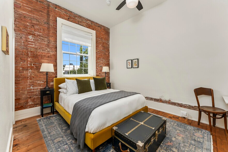 More Photos Of 14202 S State Highway 49, Amador City Hotel For Sale