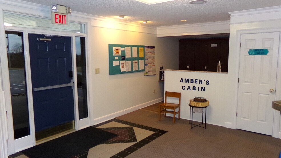 More Photos Of 2185 Highway 127 S, Owenton Office For Sale