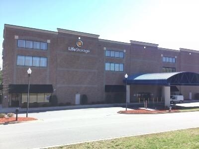 More Photos Of 42 Sycamore Ln, Woodstock Self Storage For Lease