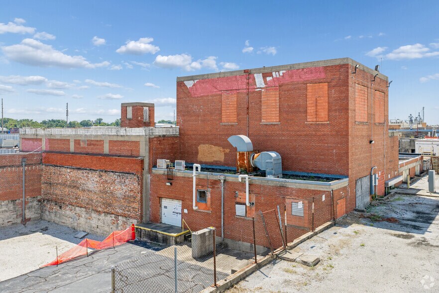 More Photos Of 501 N Main Ave, Springfield Warehouse For Lease