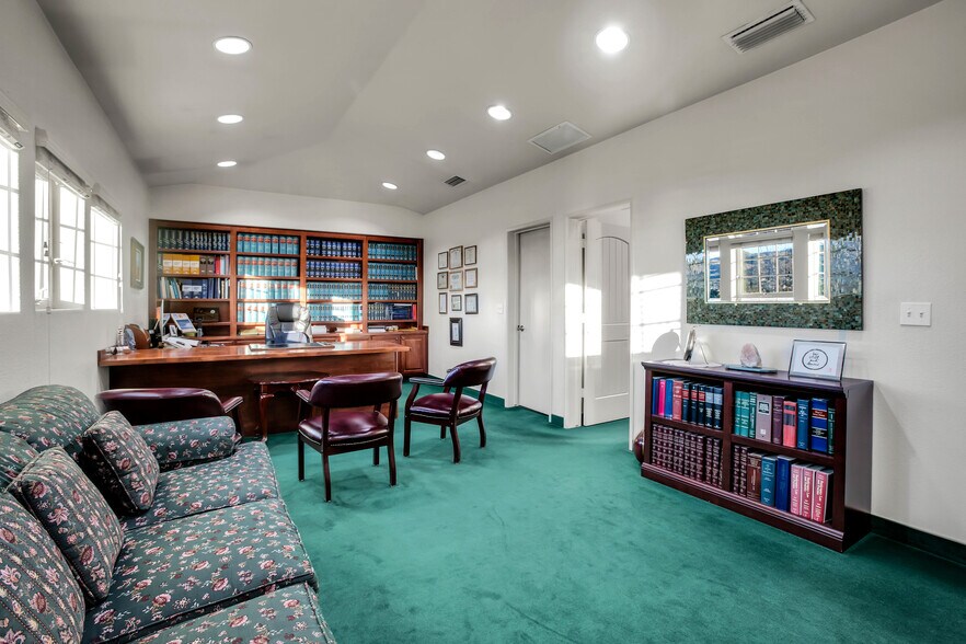More Photos Of 7255 Joshua Ln, Yucca Valley Medical For Lease