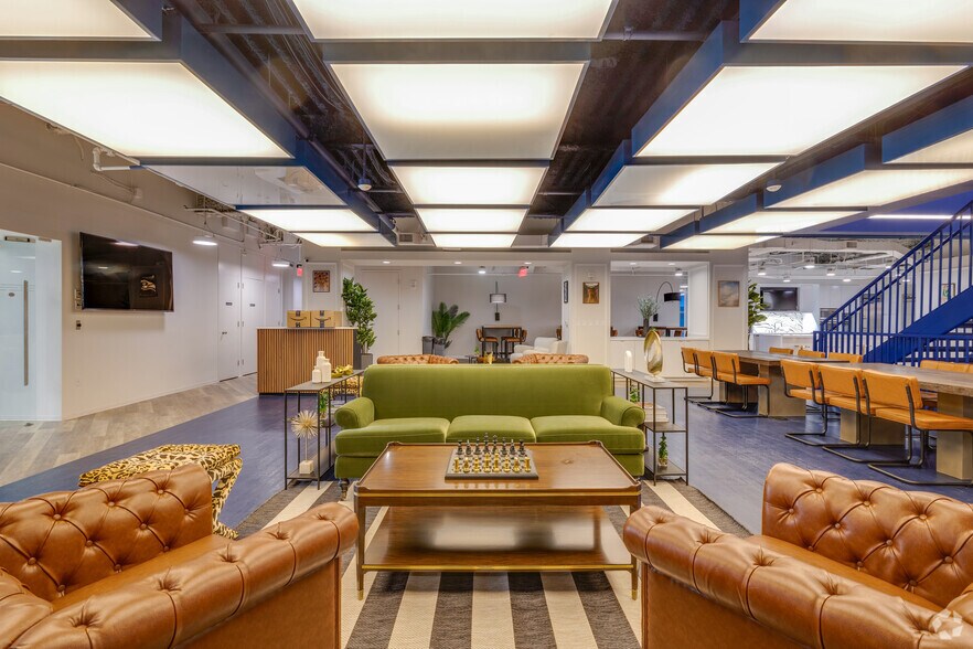 More Photos Of 1635 Market St, Philadelphia Office For Sale