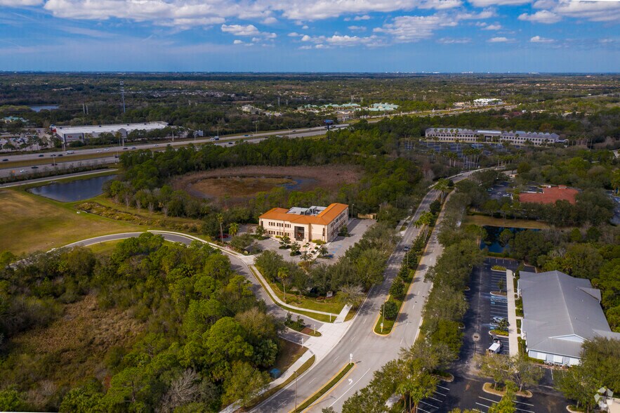 More Photos Of 9024 Town Center Pky, Bradenton Office For Lease
