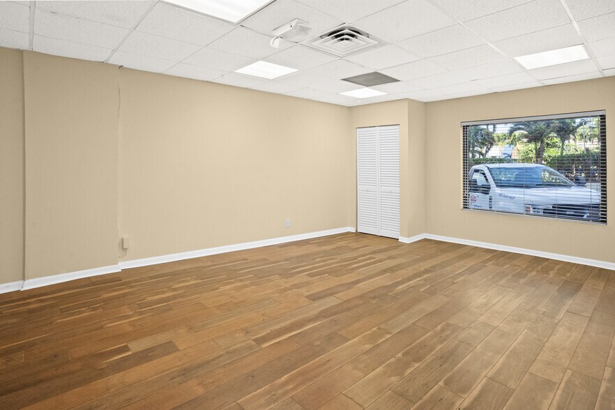 More Photos Of 3015 N Ocean Blvd, Fort Lauderdale Apartments For Sale