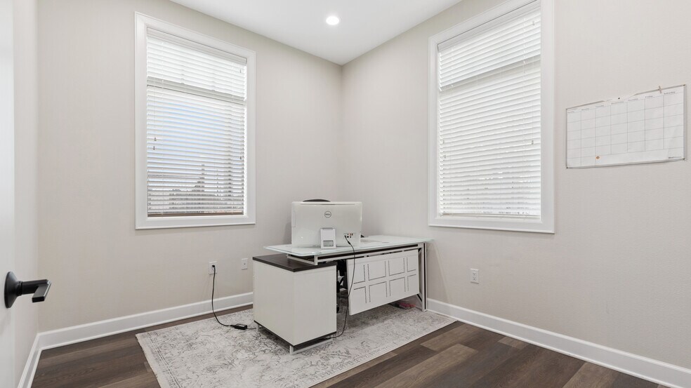 More Photos Of 2035 N Mason Rd, Katy Office For Sale